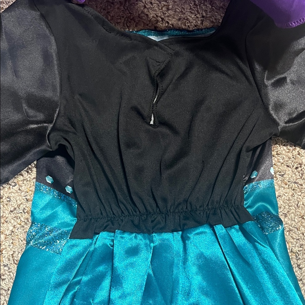 Disneys Frozen Anna Costume with Purple Cape - Picture 8 of 9